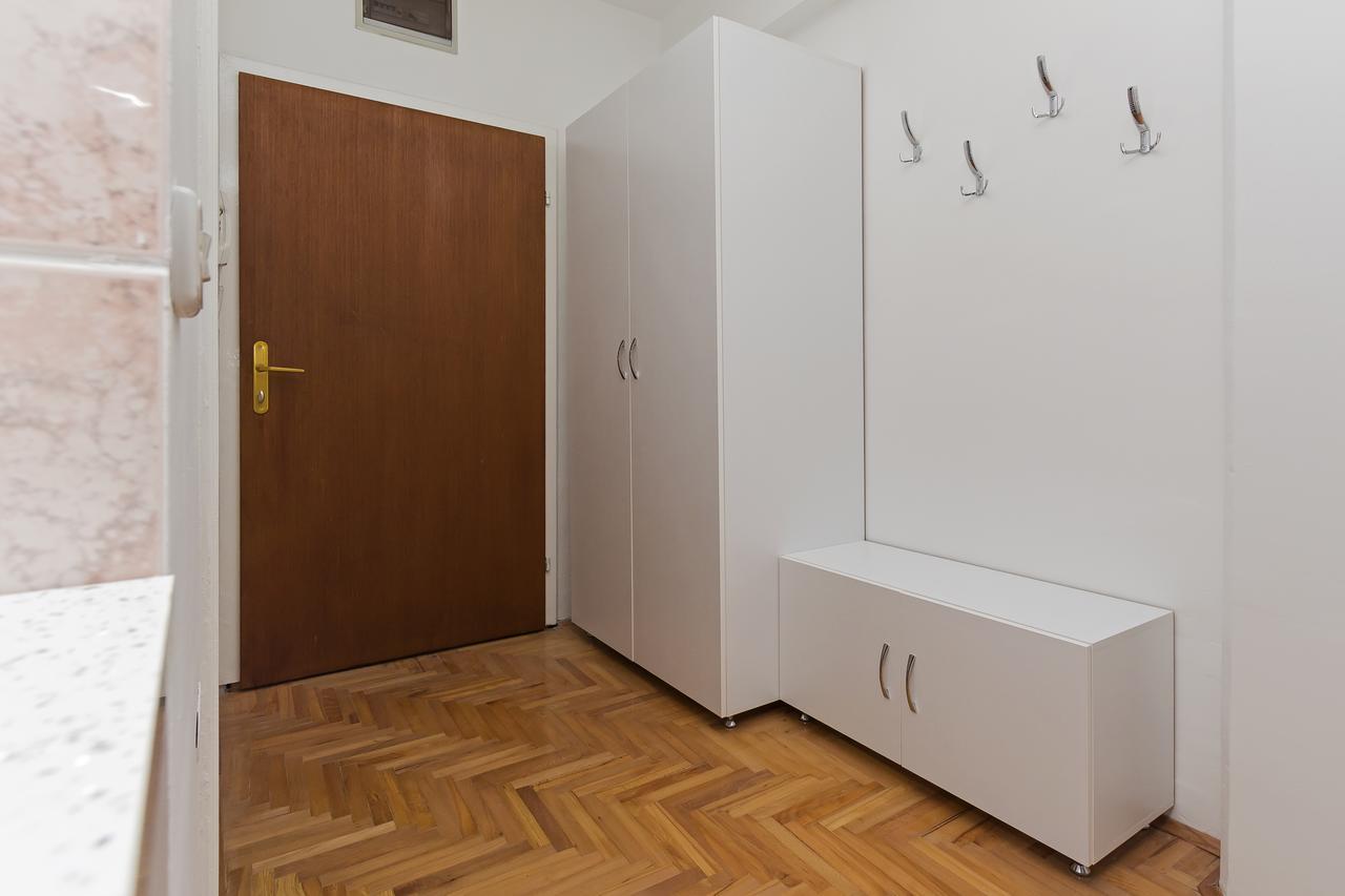 Protuger Apartment *