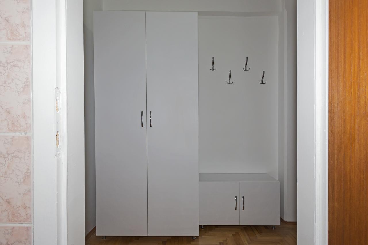 Apartment Protuger